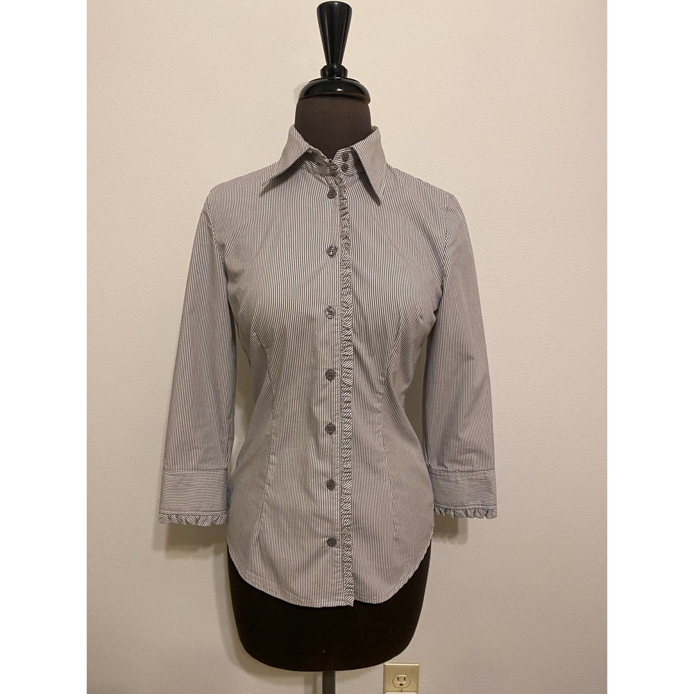 NY&Co Button-up top